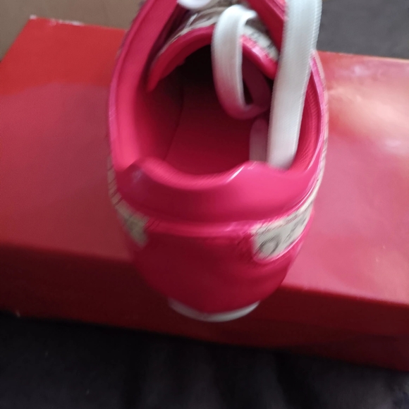 GUESS SHERRILL WOMEN SNEAKERS - Picture 7 of 14